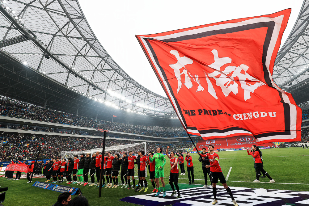 关于今晚成都蓉城主帅复盘——国王杯节点到来，气氛紧张，医务组通报恢复的信息