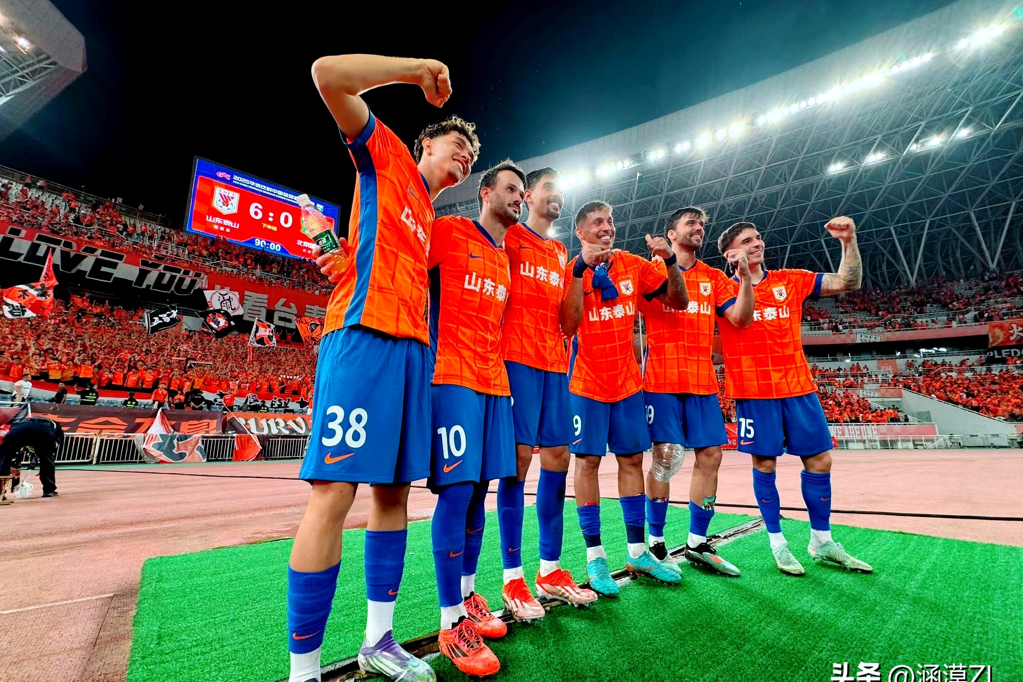 荷甲赛程吃紧；山东泰山转会期造点机会；态度坚定；球探报告显示潜力的简单介绍-爱游戏体育电竞