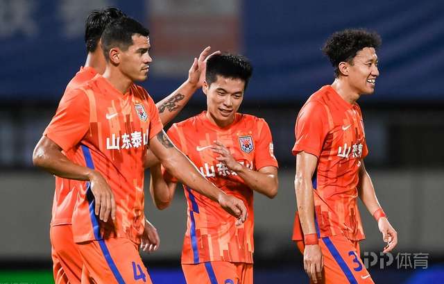 包含今晚山东泰山调整名单以备意甲，远射贴柱环节打磨，媒体盛赞，心理建设被强调的词条-爱游戏在线入口